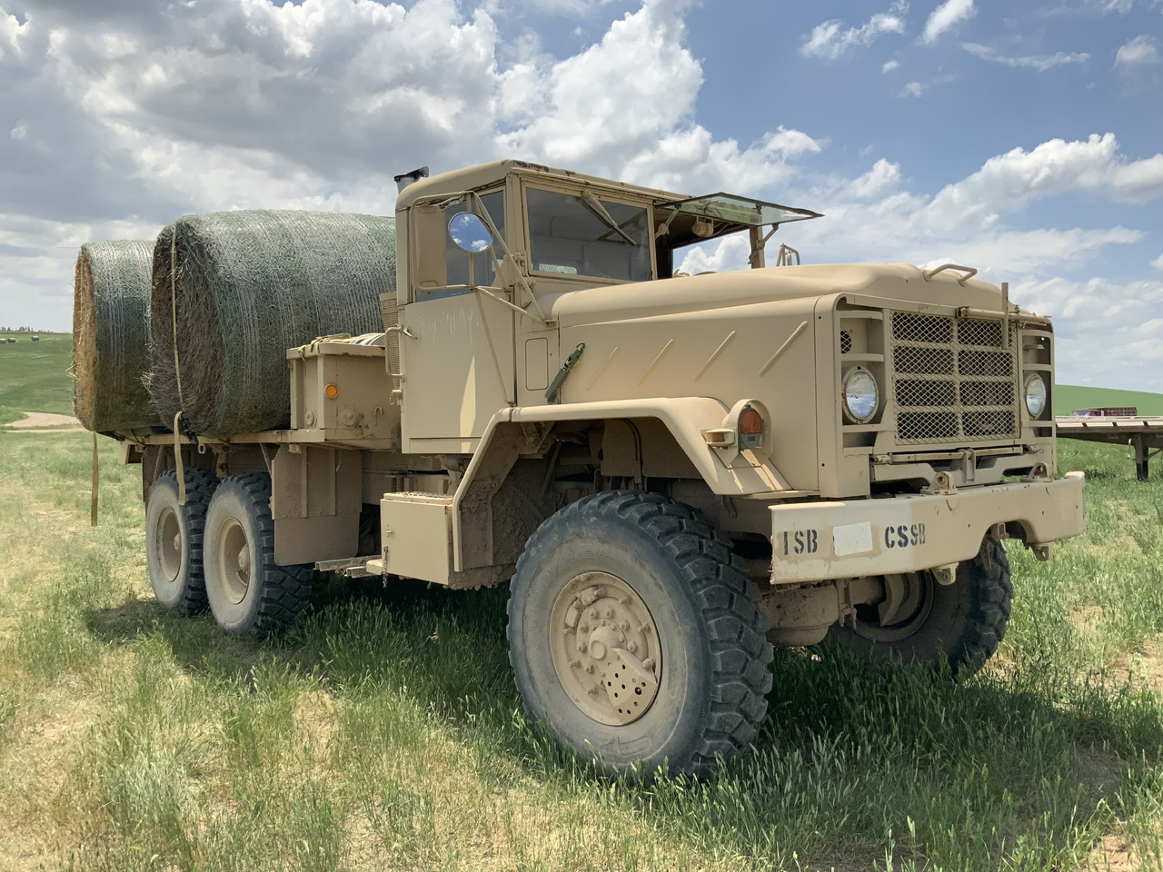 Hauling Hay2.jpeg