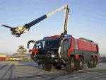 crashrescuepanther_8x8_airport_379.gif