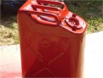 jerrycan2.jpg