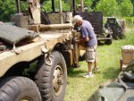 filling_biodiesel_veggie_oil_2_175.jpg