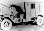 800px-Signal_Corps_Radio_Truck_1920.jpg