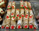 749px_cannoli_siciliani_119.jpg