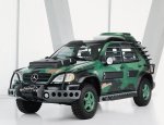 31_Mercedes_Benz_M_Class_Jurassic_Park.jpg